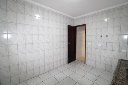 Cozinha de casa para alugar com 2 quartos, 130m² em Raposo Tavares, São Paulo