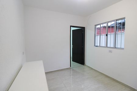 Sala de casa para alugar com 2 quartos, 130m² em Raposo Tavares, São Paulo