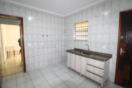 Cozinha de casa para alugar com 2 quartos, 130m² em Raposo Tavares, São Paulo