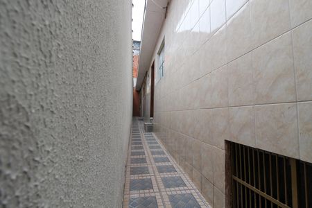Casa para alugar com 130m², 2 quartos e 1 vaga Casa para alugar com 130m², 2 quartos e 1 vagaCorredor