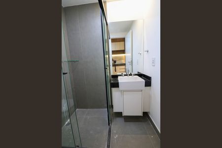 Banheiro de kitnet/studio para alugar com 1 quarto, 25m² em Brooklin, São Paulo