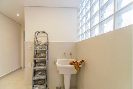 Casa à venda com 299m², 3 quartos e 2 vagas Casa à venda com 299m², 3 quartos e 2 vagasÁrea de Serviço