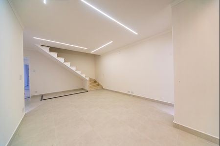 Casa à venda com 299m², 3 quartos e 2 vagas Casa à venda com 299m², 3 quartos e 2 vagasSala