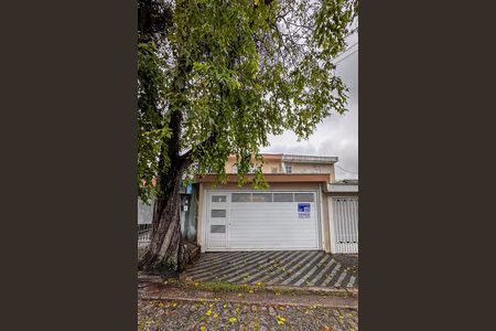 Casa à venda com 299m², 3 quartos e 2 vagas Casa à venda com 299m², 3 quartos e 2 vagasFachada