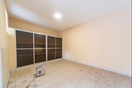 Casa à venda com 299m², 3 quartos e 2 vagas Casa à venda com 299m², 3 quartos e 2 vagasQuintal e Área Gourmet