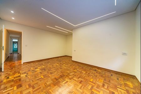 Casa à venda com 299m², 3 quartos e 2 vagas Casa à venda com 299m², 3 quartos e 2 vagasQuarto 3