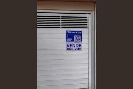 Casa à venda com 299m², 3 quartos e 2 vagas Casa à venda com 299m², 3 quartos e 2 vagasPlaca Instalada na Fachada
