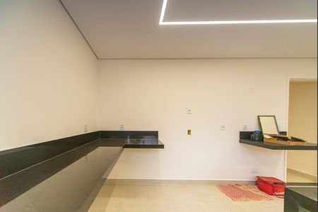 Casa à venda com 299m², 3 quartos e 2 vagas Casa à venda com 299m², 3 quartos e 2 vagasCozinha