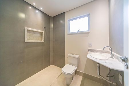 Casa à venda com 299m², 3 quartos e 2 vagas Casa à venda com 299m², 3 quartos e 2 vagasBanheiro Social