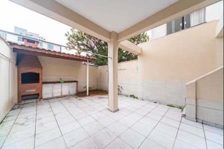Casa à venda com 299m², 3 quartos e 2 vagas Casa à venda com 299m², 3 quartos e 2 vagasQuintal e Área Gourmet