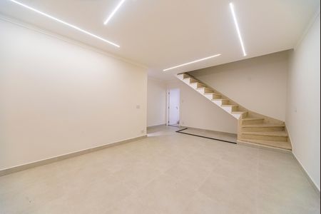 Casa à venda com 299m², 3 quartos e 2 vagas Casa à venda com 299m², 3 quartos e 2 vagasSala