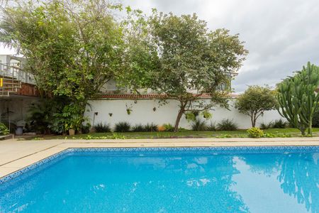 Casa à venda com 680m², 3 quartos e 5 vagasPiscina