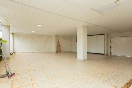 Casa à venda com 680m², 3 quartos e 5 vagasGaragem