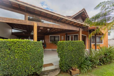 Casa à venda com 680m², 3 quartos e 5 vagasQuintal