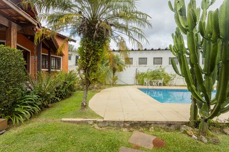 Casa à venda com 680m², 3 quartos e 5 vagasQuintal
