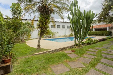 Casa à venda com 680m², 3 quartos e 5 vagasQuintal