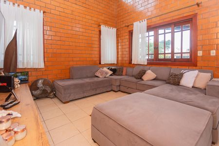 Casa à venda com 680m², 3 quartos e 5 vagasSala