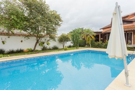 Casa à venda com 680m², 3 quartos e 5 vagasPiscina