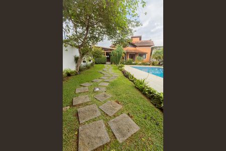 Casa à venda com 680m², 3 quartos e 5 vagasQuintal