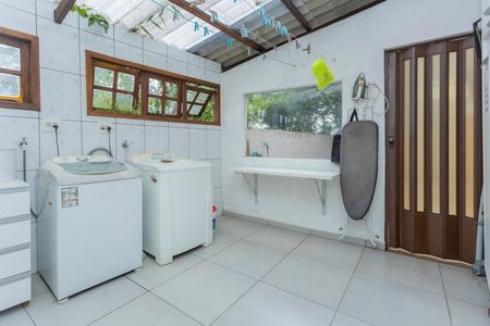 Casa à venda com 680m², 3 quartos e 5 vagasÁrea de Serviço