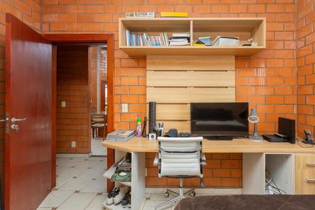 Casa à venda com 680m², 3 quartos e 5 vagasQuarto 