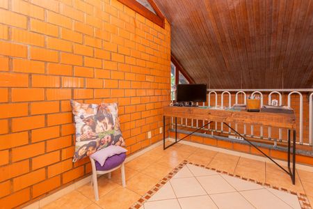 Casa à venda com 680m², 3 quartos e 5 vagasEscritório