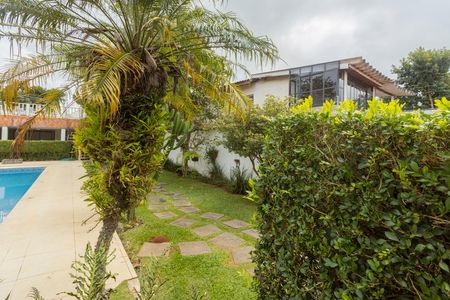 Casa à venda com 680m², 3 quartos e 5 vagasQuintal