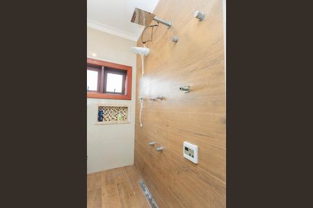 Casa à venda com 680m², 3 quartos e 5 vagasBanheiro da Suíte