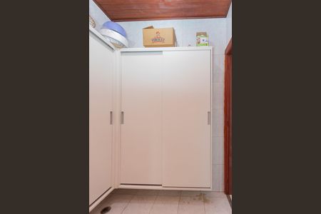 Casa à venda com 680m², 3 quartos e 5 vagasDespensa