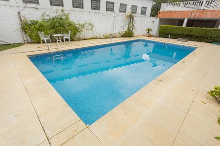 Casa à venda com 680m², 3 quartos e 5 vagasPiscina