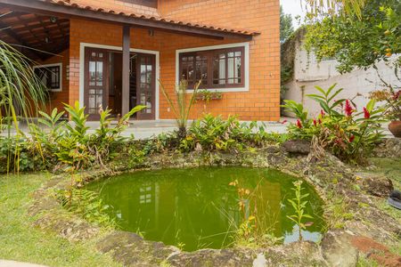 Casa à venda com 680m², 3 quartos e 5 vagasQuintal