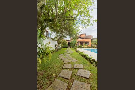 Casa à venda com 680m², 3 quartos e 5 vagasQuintal