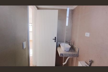 Apartamento para alugar com 70m², 2 quartos e sem vagaBanheiro 