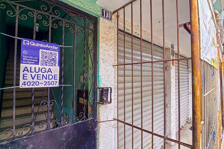 Apartamento à venda com 67m², 3 quartos e sem vaga Apartamento à venda com 67m², 3 quartos e sem vagaFachada com placa