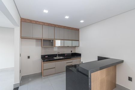 Casa de condomínio para alugar com 200m², 3 quartos e 2 vagas Casa de condomínio para alugar com 200m², 3 quartos e 2 vagasCozinha