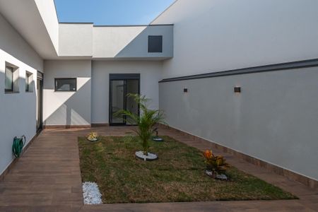 Casa de condomínio para alugar com 200m², 3 quartos e 2 vagas Casa de condomínio para alugar com 200m², 3 quartos e 2 vagasQuintal