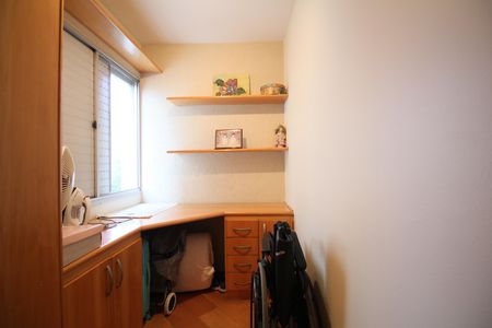 Apartamento para alugar com 76m², 3 quartos e 1 vagaQuarto 3