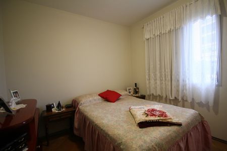 Apartamento para alugar com 76m², 3 quartos e 1 vagaQuarto 1