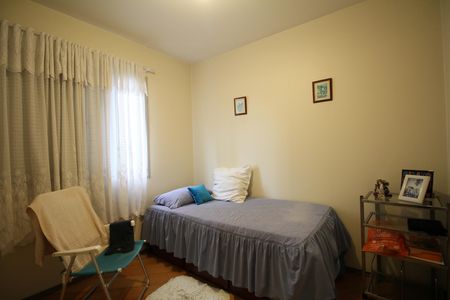 Apartamento para alugar com 76m², 3 quartos e 1 vagaQuarto 2