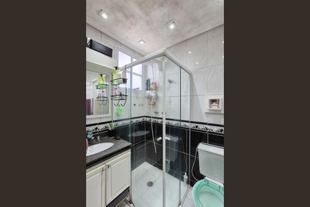 Casa de condomínio à venda com 180m², 3 quartos e 2 vagas Casa de condomínio à venda com 180m², 3 quartos e 2 vagasBanheiro da Suíte