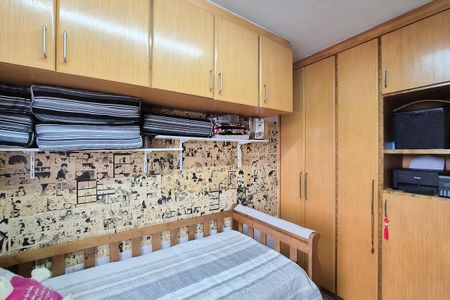 Casa de condomínio à venda com 180m², 3 quartos e 2 vagas Casa de condomínio à venda com 180m², 3 quartos e 2 vagasQuarto 2