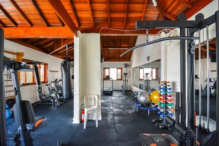 Casa de condomínio à venda com 180m², 3 quartos e 2 vagas Casa de condomínio à venda com 180m², 3 quartos e 2 vagasÁrea comum - Academia