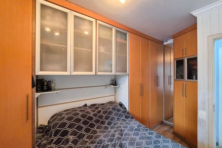Casa de condomínio à venda com 180m², 3 quartos e 2 vagas Casa de condomínio à venda com 180m², 3 quartos e 2 vagasSuíte