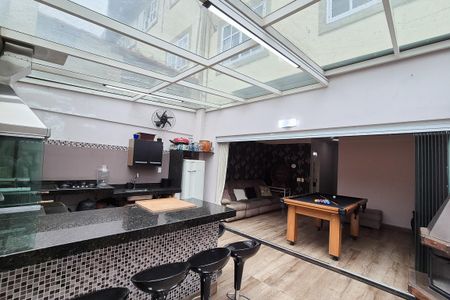 Casa de condomínio à venda com 180m², 3 quartos e 2 vagas Casa de condomínio à venda com 180m², 3 quartos e 2 vagasÁrea gourmet