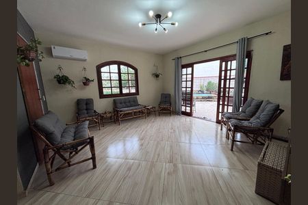 Casa de condomínio à venda com 600m², 6 quartos e 3 vagasSala 2