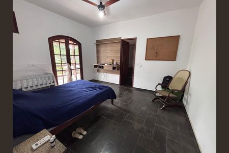 Casa de condomínio à venda com 600m², 6 quartos e 3 vagasQuarto 4