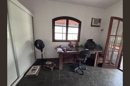 Casa de condomínio à venda com 600m², 6 quartos e 3 vagasQuarto 3