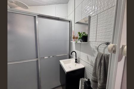 Casa de condomínio à venda com 600m², 6 quartos e 3 vagasBanheiro de serviço