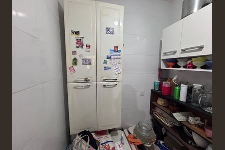 Casa de condomínio à venda com 600m², 6 quartos e 3 vagasDespensa