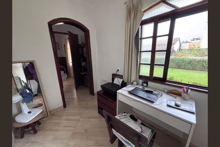 Casa de condomínio à venda com 600m², 6 quartos e 3 vagasQuarto 1